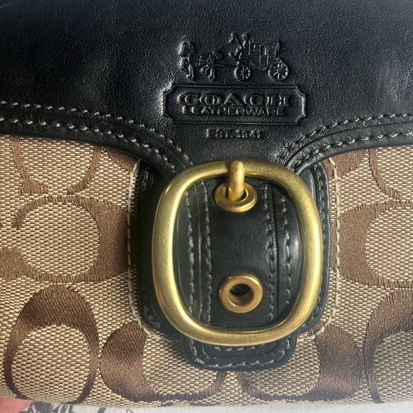 Coach monogram wristlet - Picture 2 of 7